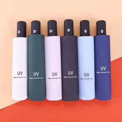 Oportunidad de viaje Paraguas triple con protección solar UV y soluciones para la lluvia