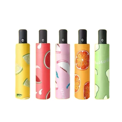 Impresión de logotipo personalizado Super impermeable portátil de color sólido 3 plegable paraguas abiertos automáticamente