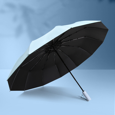 Material del panel de Pongee Gran sombrilla publicitaria plegable para sol y lluvia doble