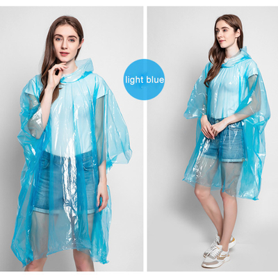Abrigos de lluvia desechables impermeables para mujeres adultos transparentes de colores plásticos plegables