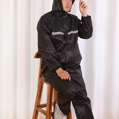 Chaqueta de lluvia de poliéster de nylon de PVC para hombres para motociclistas