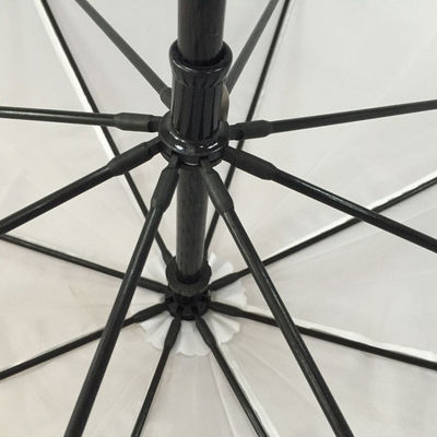 Arco de metal recubierto de negro poliéster mango largo de polo recto paraguas de golf para negocios