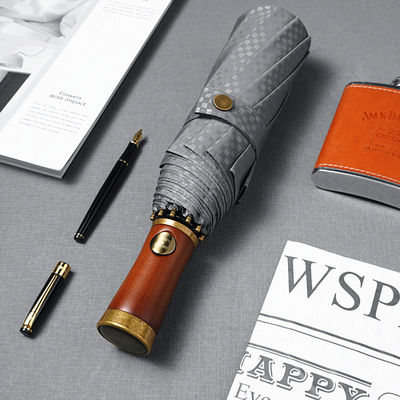 X315 Diseño de madera Automático de los hombres a prueba de viento Tres plegados paraguas de color personalizado