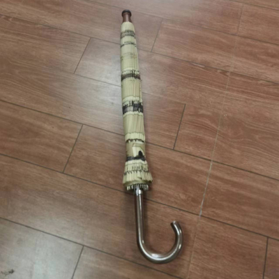 23 pulgadas 32 costillas Paraguas a prueba de viento con logotipos personalizados y tela de nylon de 100T