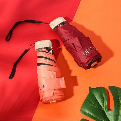 Mini sombrilla de bolsillo para niñas con logotipo impreso a medida de 5 pliegues de vinilo para protección UV