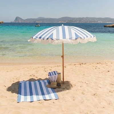 Tienda de playa de sombrillas portátil con marco de fibra de vidrio con logotipo personalizado