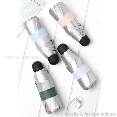 Mini sombrilla manual de bolsillo con logotipo personalizado y costillas de fibra de vidrio de aluminio