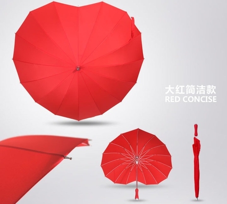 Paraguas de fiesta para adultos con logotipo personalizado y diseño único en forma de corazón