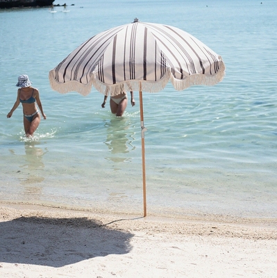 Atracción turística imprescindible en exteriores Tassel Beach Paraguas con base de paraguas