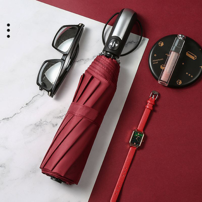 Logotipo personalizado Rojo Oscuro Paraguas triple plegado para publicidad o regalos Todo en 1 función
