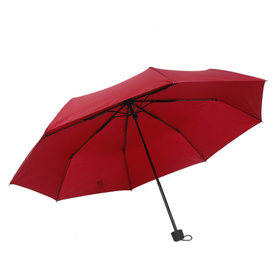 8k Anti-UV impermeable Tres sombrillas plegables con control manual Material de panel de manguera de plástico