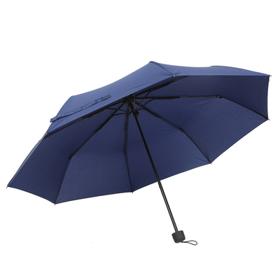 8k Anti-UV impermeable Tres sombrillas plegables con control manual Material de panel de manguera de plástico